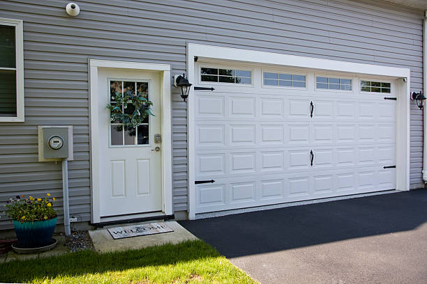 24/7 Emergency Garage Door Panel Replacement experts in Asheville, NC